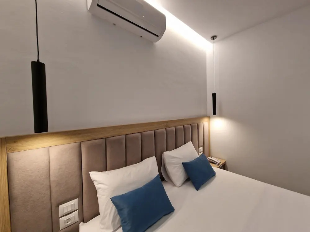 Photo - Hotel Monel