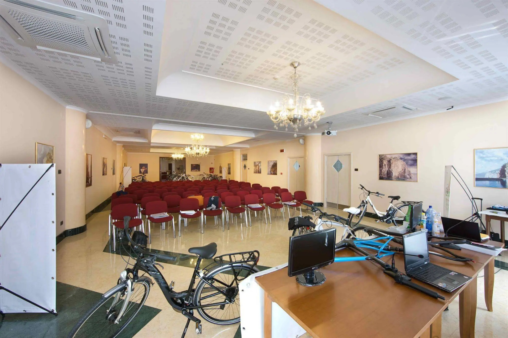Photo - Ulisse Deluxe Hostel