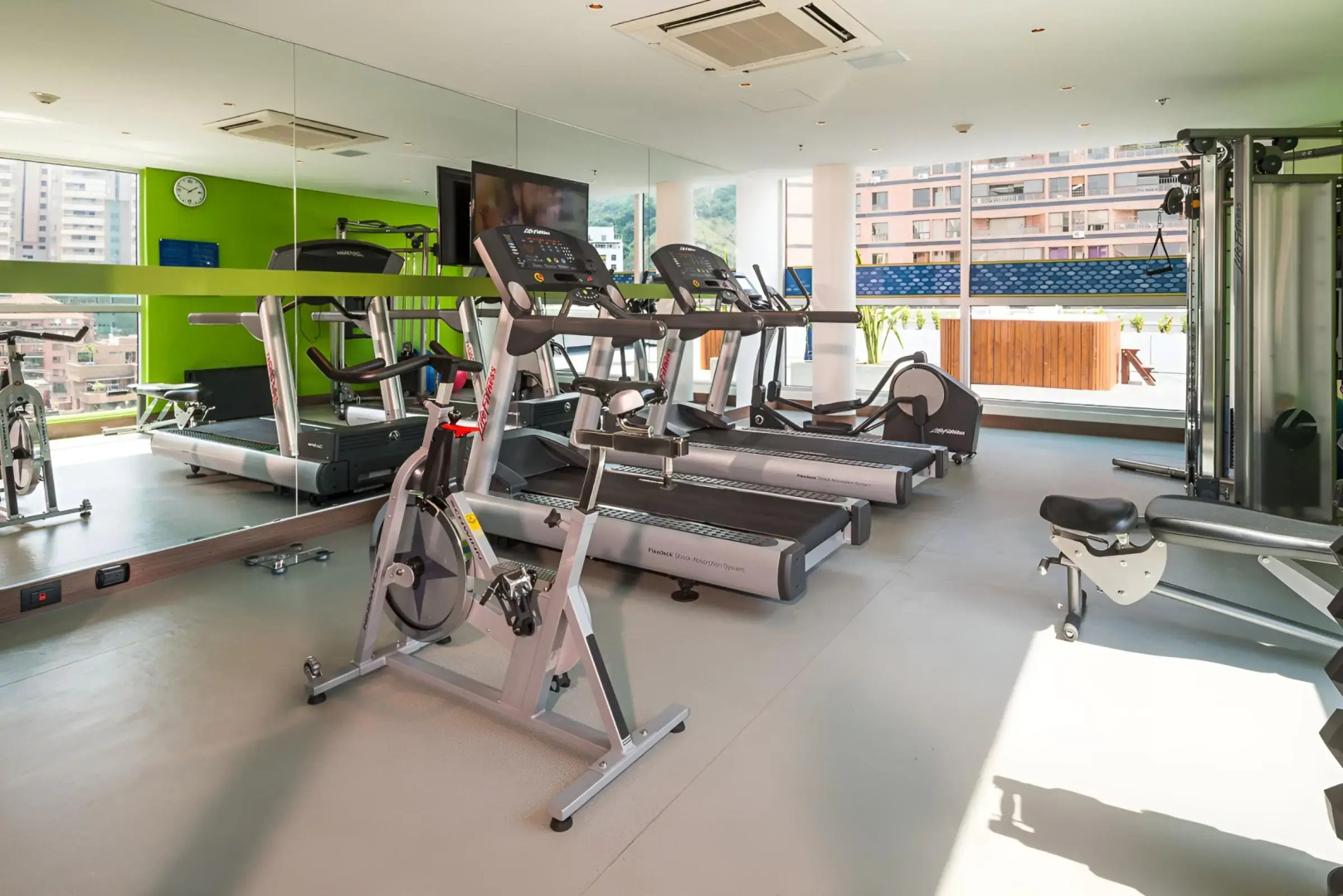 Foto - Hampton by Hilton Cali