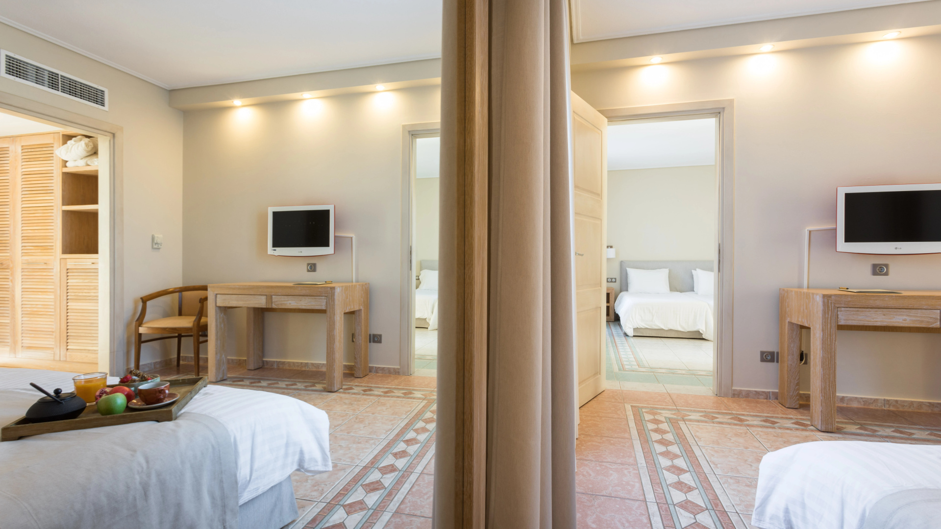 Photo - Porto Naxos Hotel