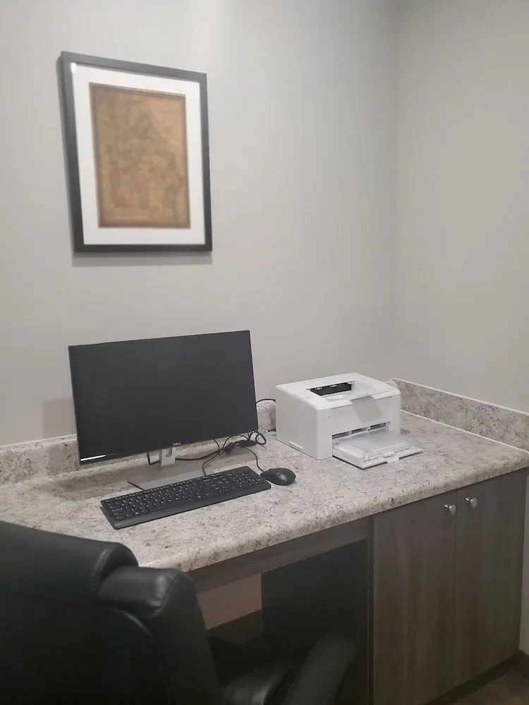 Photo - WoodSpring Suites Atlanta Airport