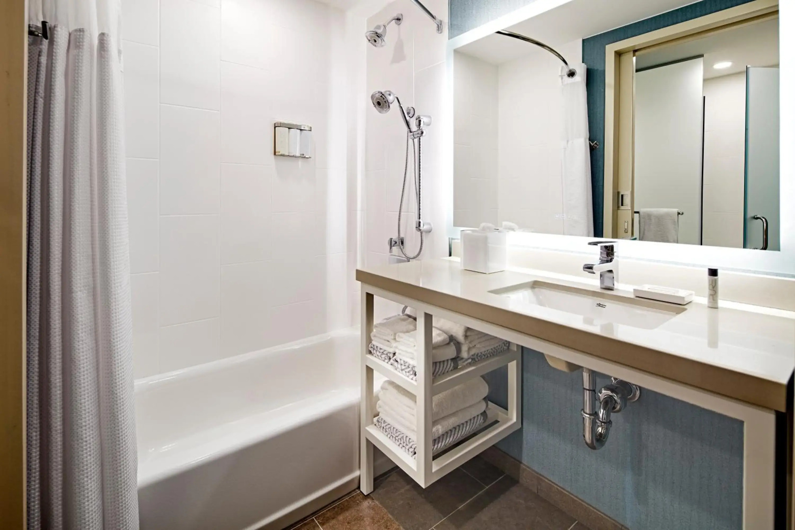 Photo - Candlewood Suites Anaheim - Resort Area by IHG