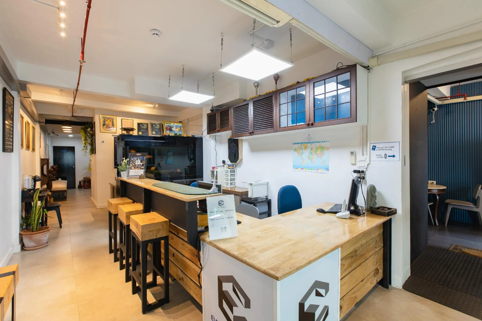 Foto - Every Surawong