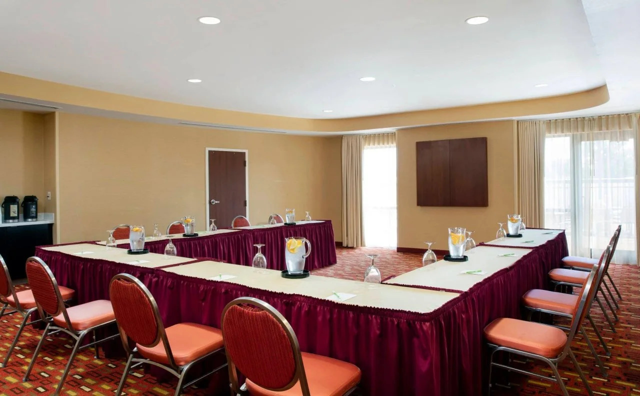 Photo - Courtyard by Marriott Jacksonville I-295/East Beltway