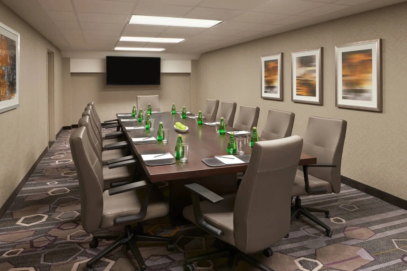Photo - TownePlace Suites by Marriott Oshawa