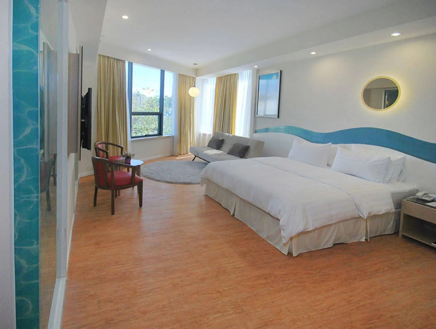 Oceania Hotel