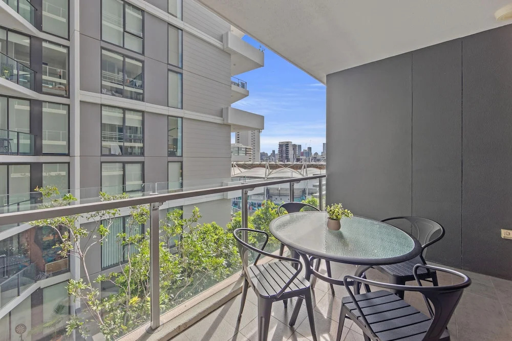 Photo - Trafalgar Lane Apartments by CLLIX