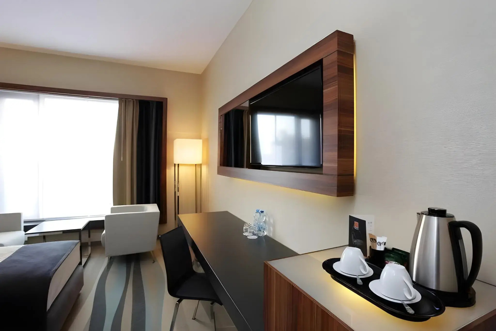 Photo - Warsaw Plaza Hotel