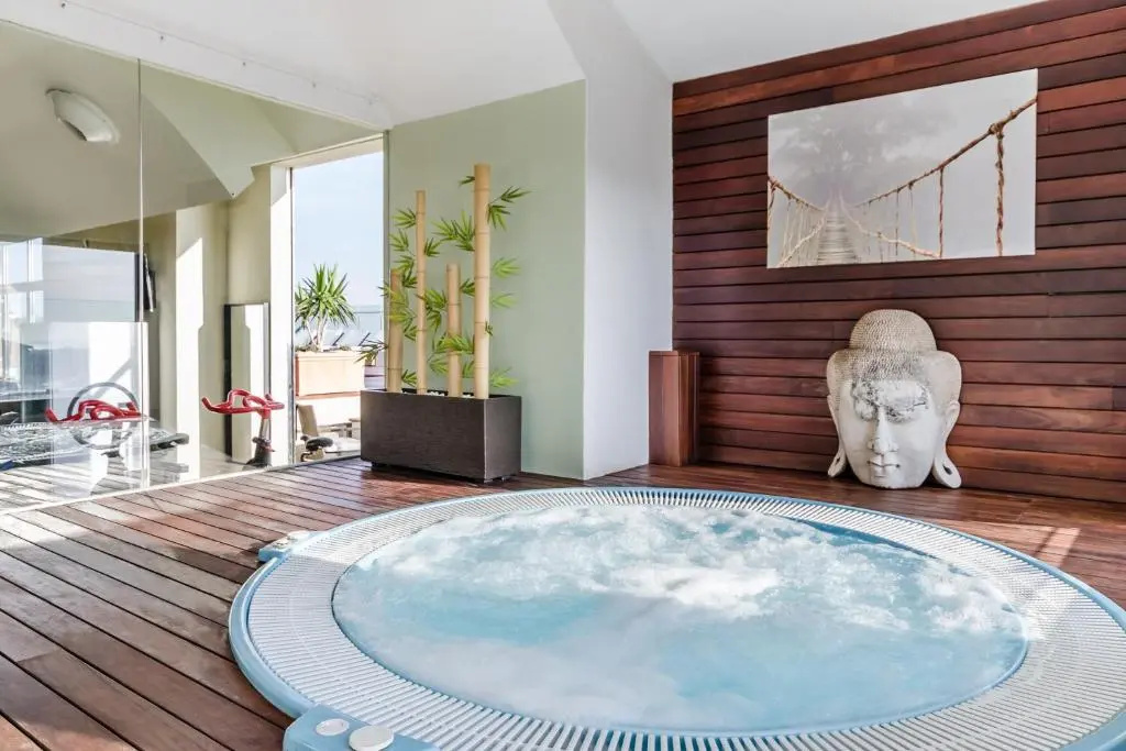 Photo - Hotel 525
