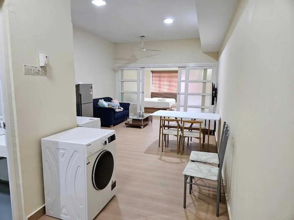 Cempaka Apartment By Easy Nap