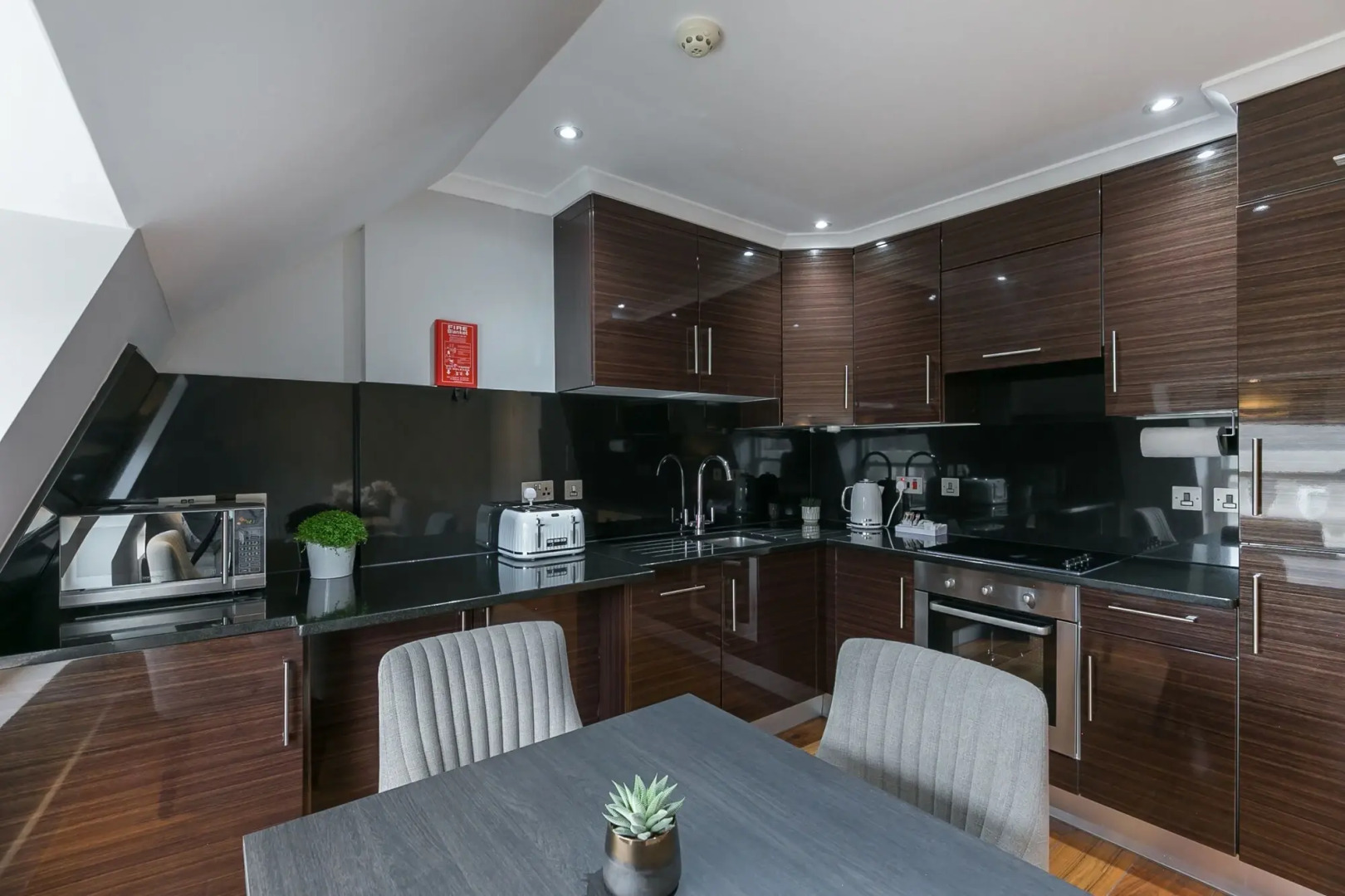 Photo - Chilworth Court