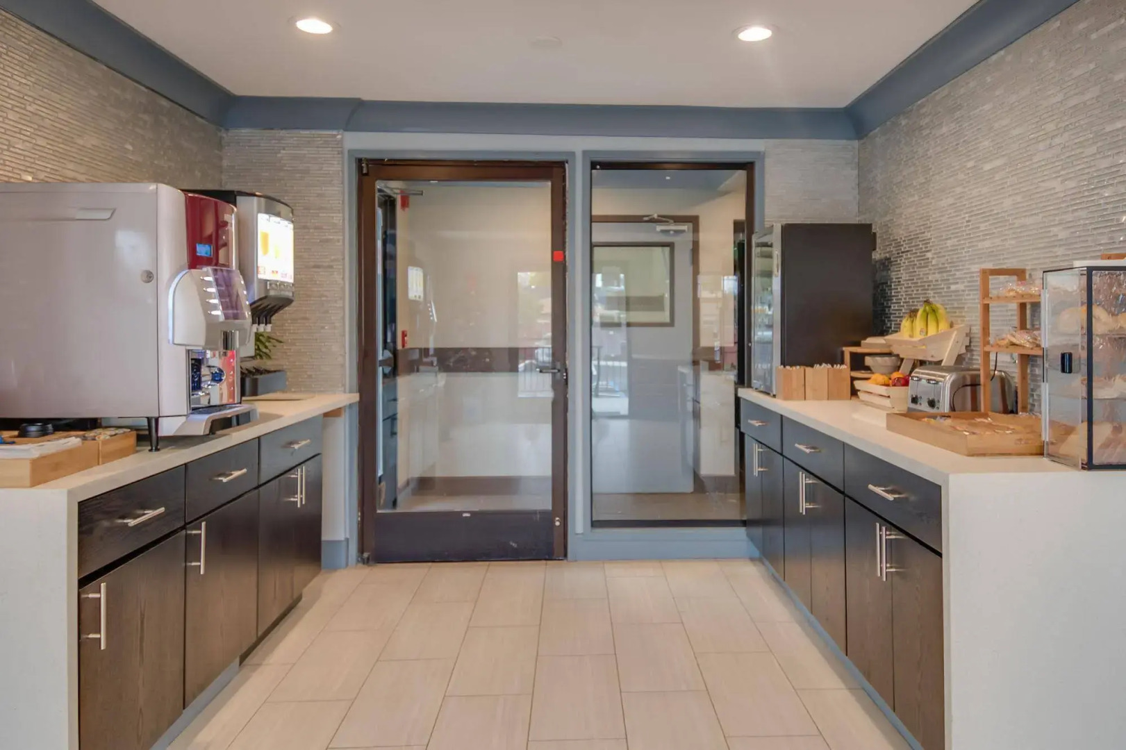 Photo - Vagabond Inn Executive Hayward