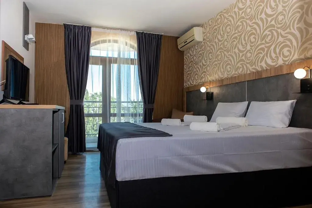 Photo - Hotel Toro Negro