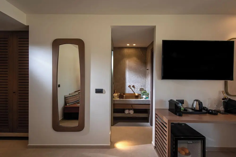 The River Suites - Adults Only