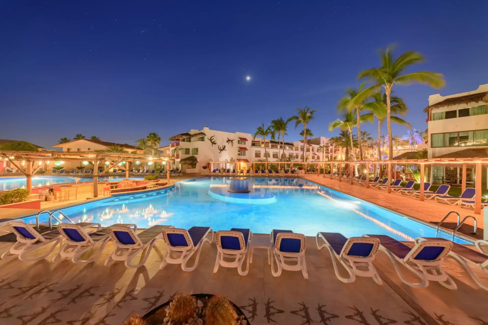 Photo - Grand Decameron Los Cabos, A Trademark All Inclusive Resort