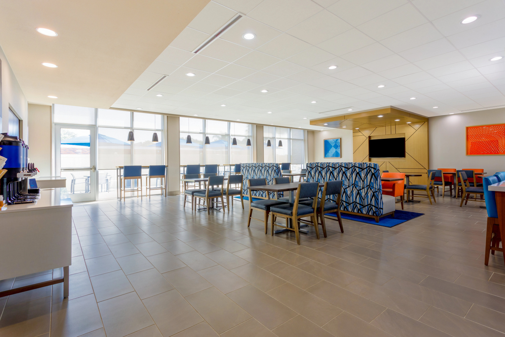 Foto - Holiday Inn Express & Suites Tampa Stadium – Airport Area by IHG