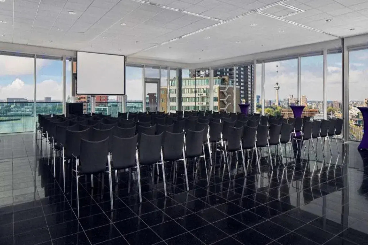 Foto - DoubleTree by Hilton Rotterdam Centre Hotel