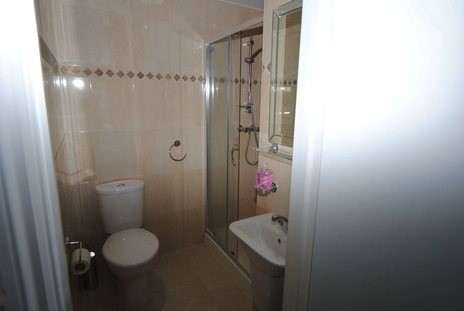 Photo - Tony's House Hotel