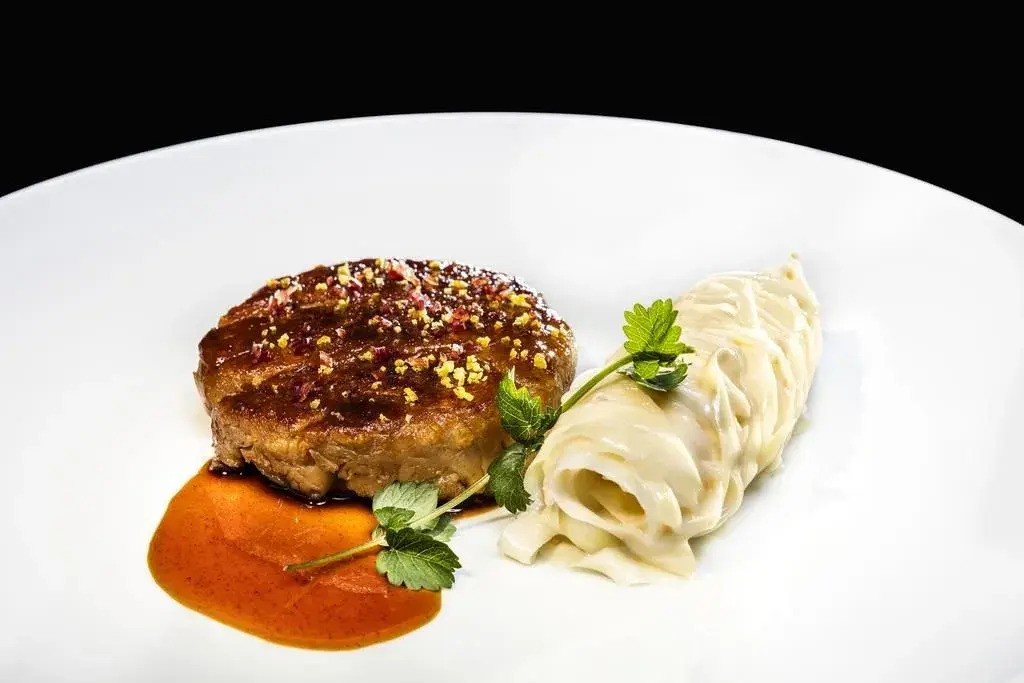 Foto - The One Monumental Palace