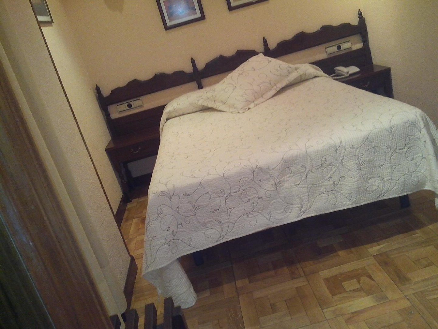 Hotel Residencia Castellano I