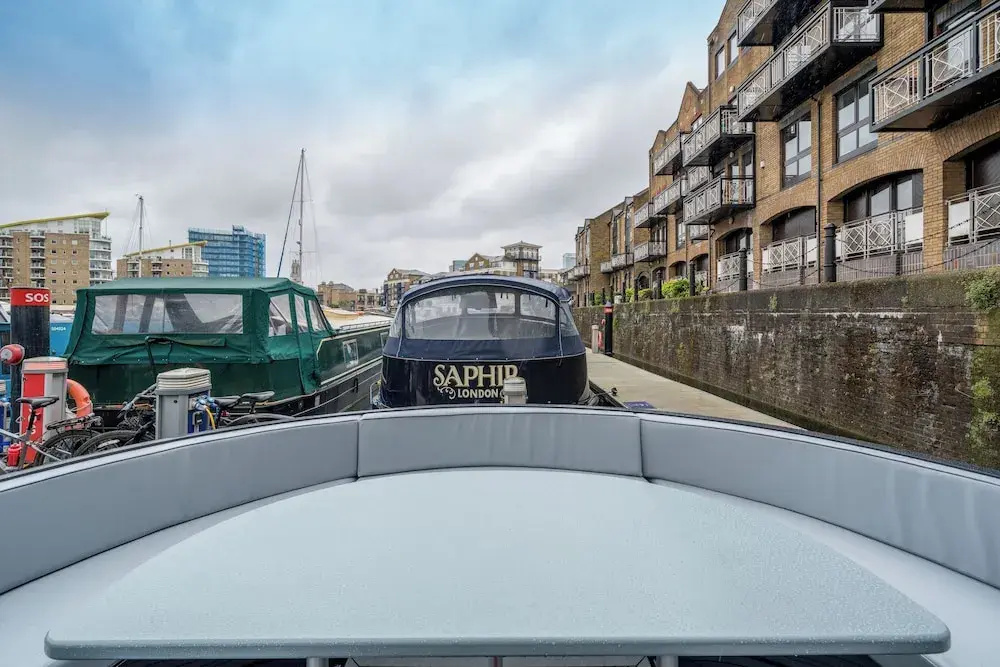 Photo - Elegant houseboat near Canary Wharf