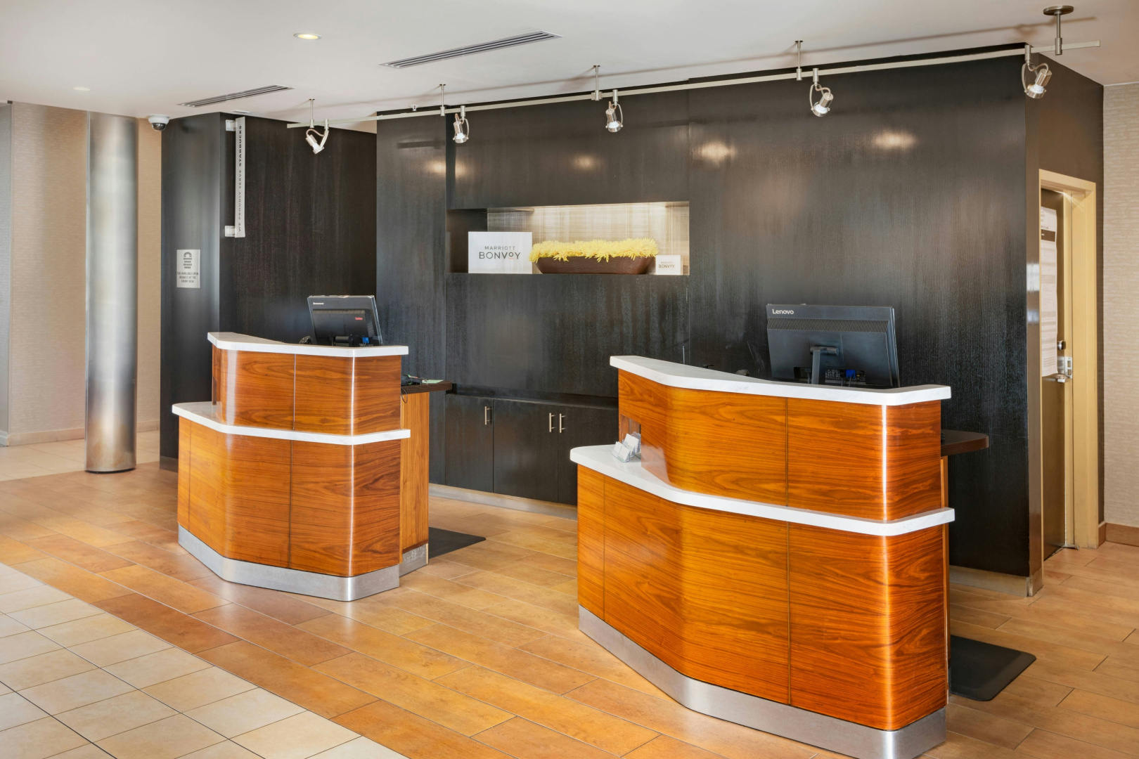 Photo - Courtyard by Marriott Santa Ana Orange County