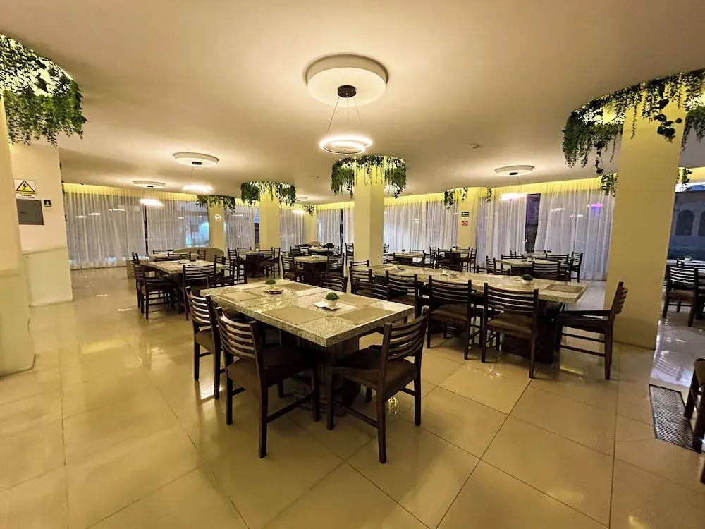 Photo - HVH by Yaxché