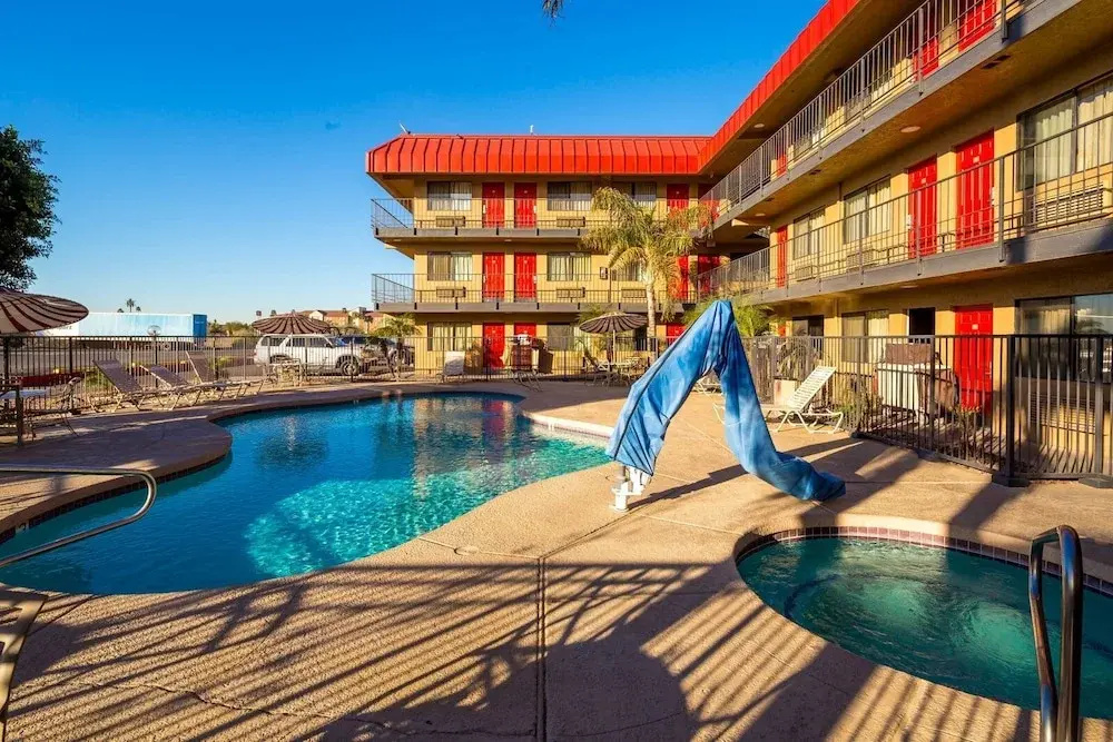 Foto - Travelers Inn - Phoenix