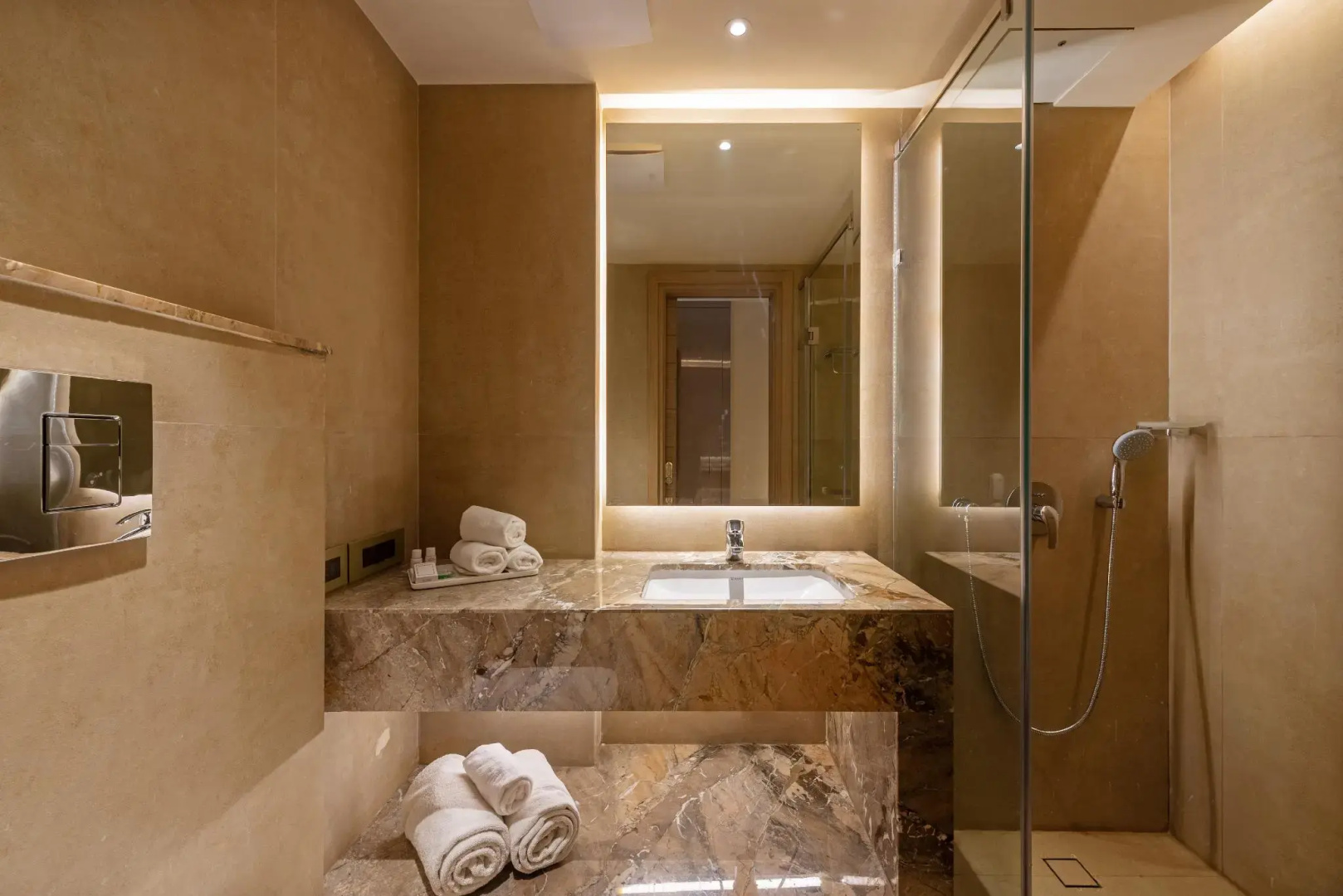 Foto - Hotel Saket 27