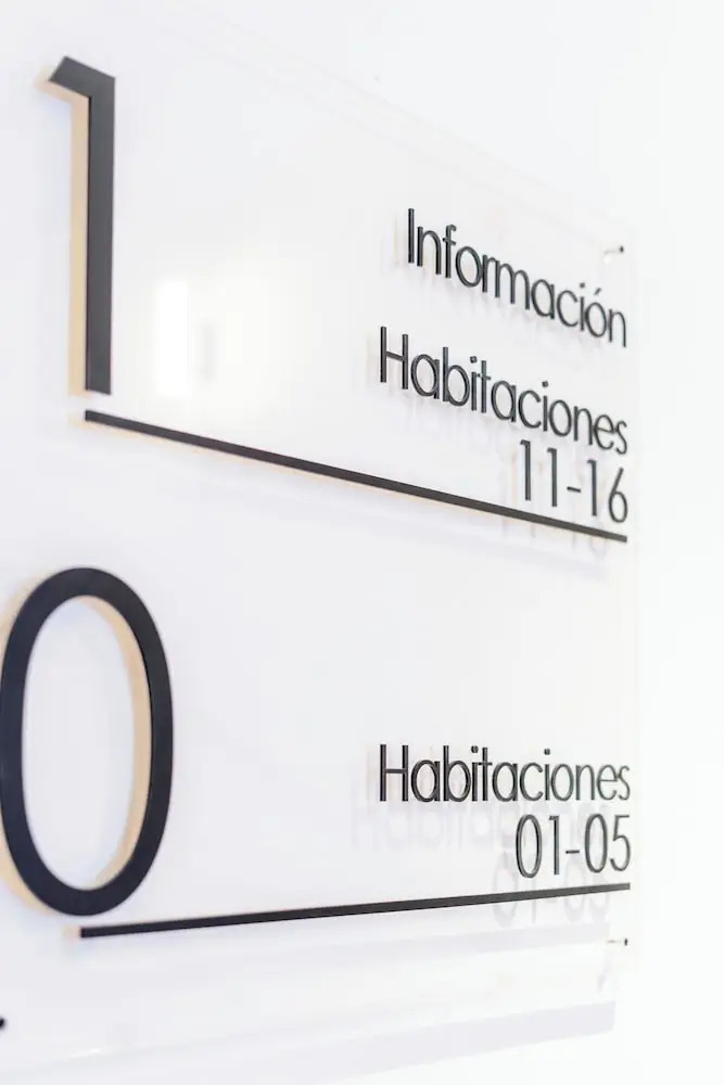 Foto - VLC HOST - Reina 168