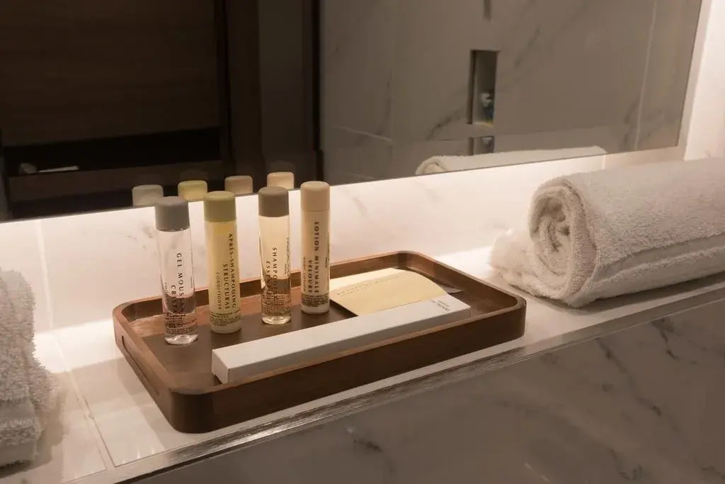 Photo - Merit Kensington Hotel