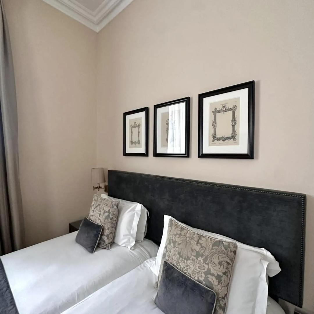 Photo - St Paul's Hotel