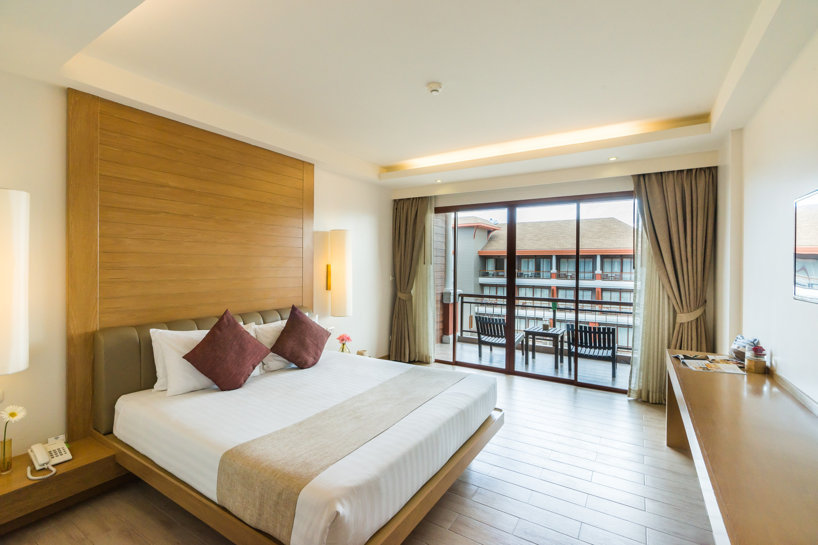 Ayrest Hotel