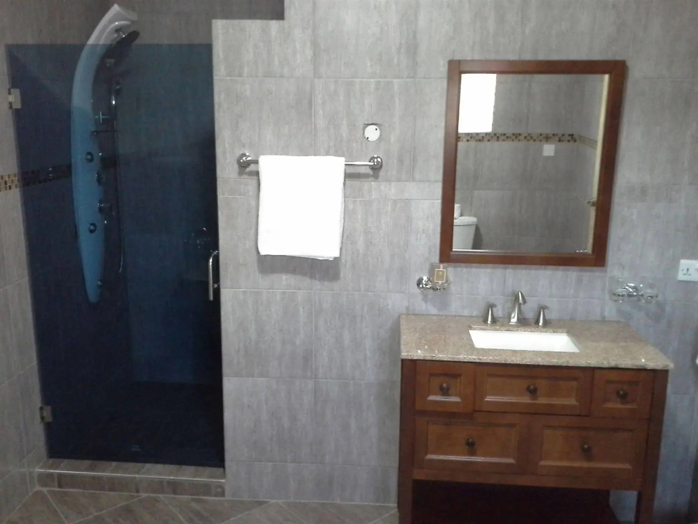 Photo - Tropical Enclave Hotel