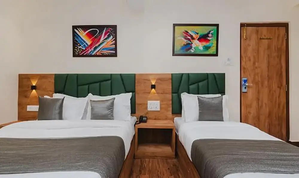 Photo - FabHotel Airport Palace - Nr Mumbai International Airport