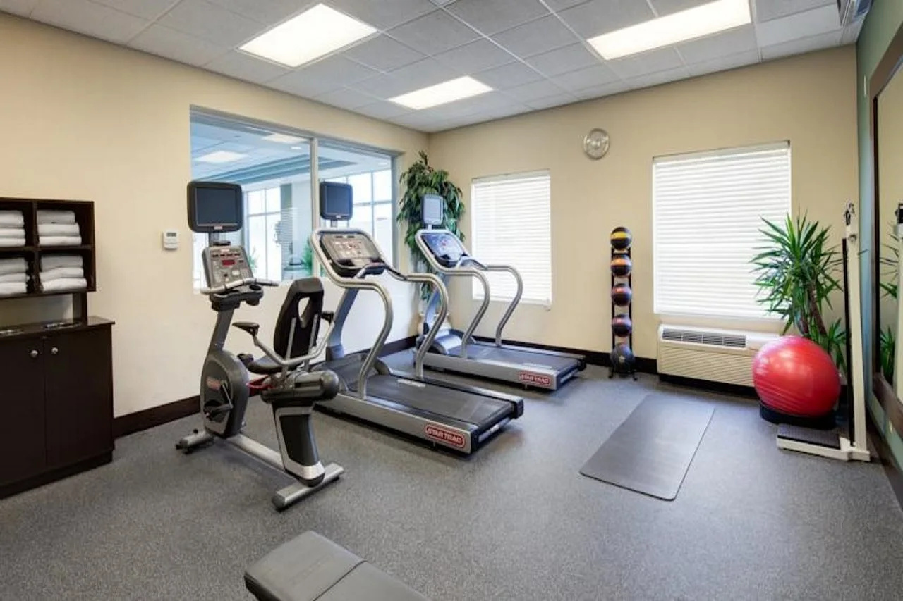 Foto - Hampton Inn & Suites by Hilton Toronto Airport