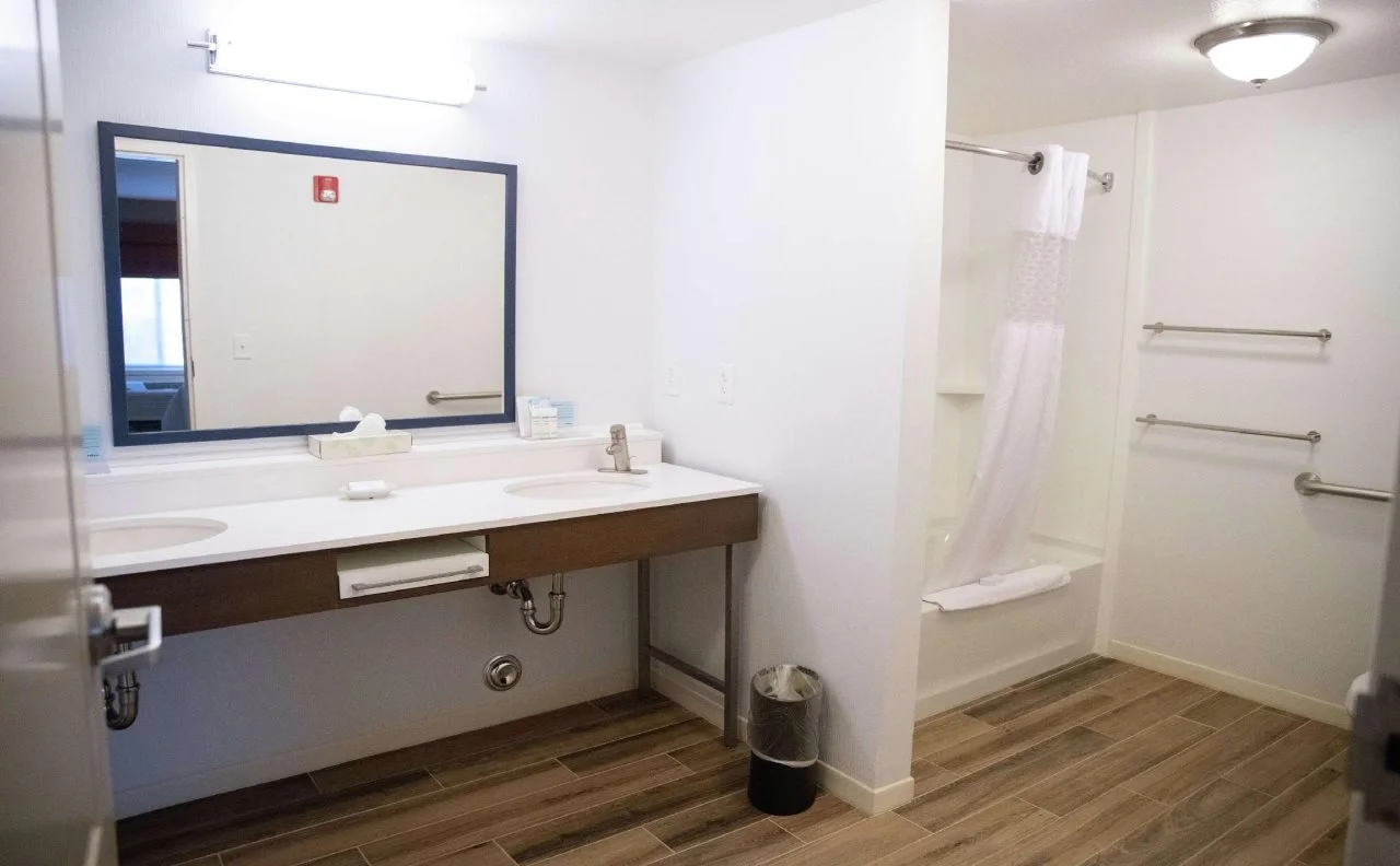 Photo - Hampton Inn & Suites Fresno