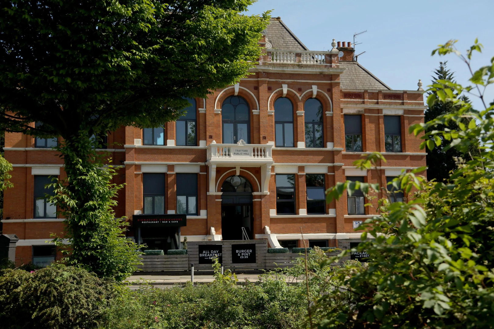 Foto - Trafford Hall Hotel Manchester, A Brilliant Hotels Collection