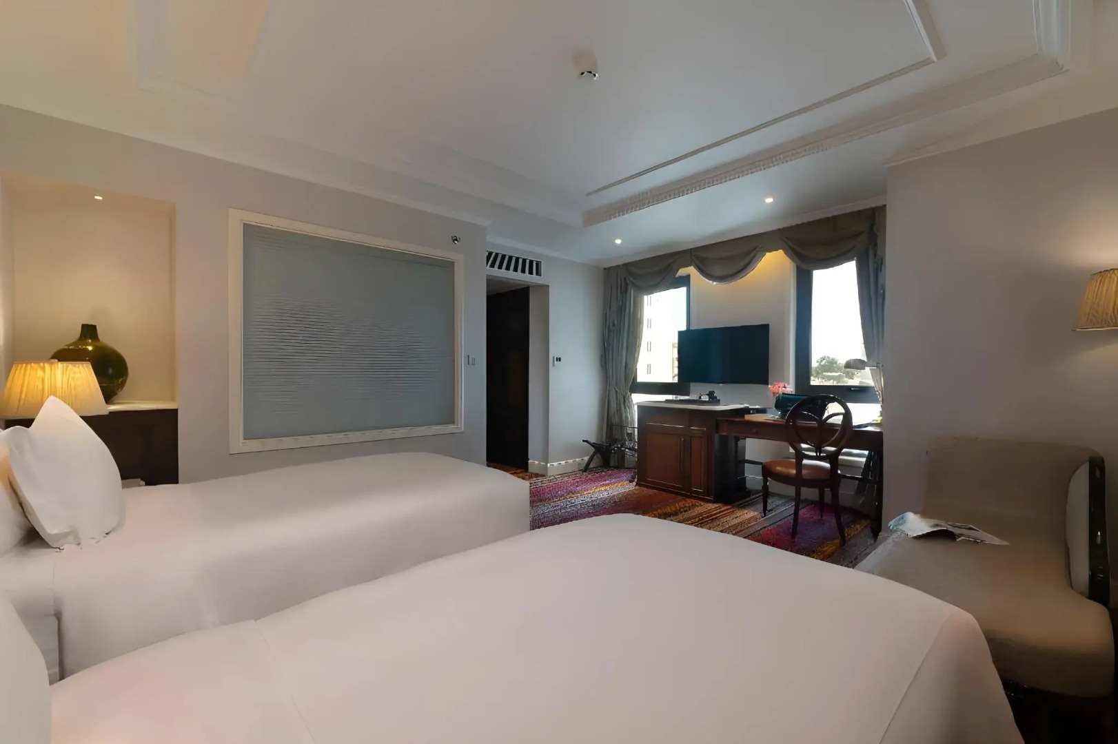 Photo - The Lapis Hotel