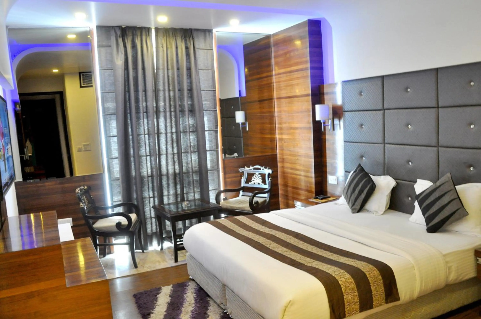 Photo - Hotel Delhi 55 @ New Delhi Railway Station