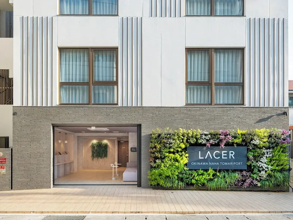 Foto - LACER OKINAWA NAHA Tomariport