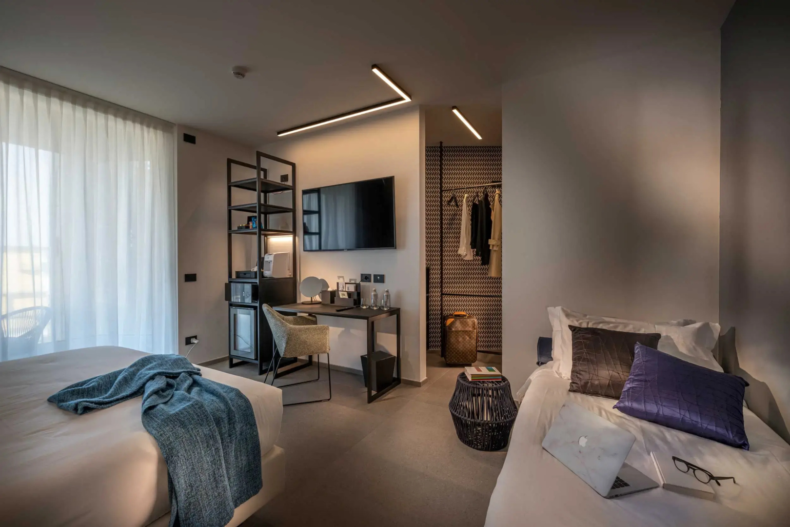 Photo - J44 Lifestyle hotel