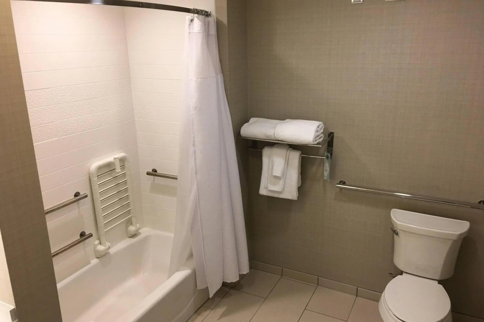 Foto - Fairfield Inn & Suites by Marriott Savannah Midtown