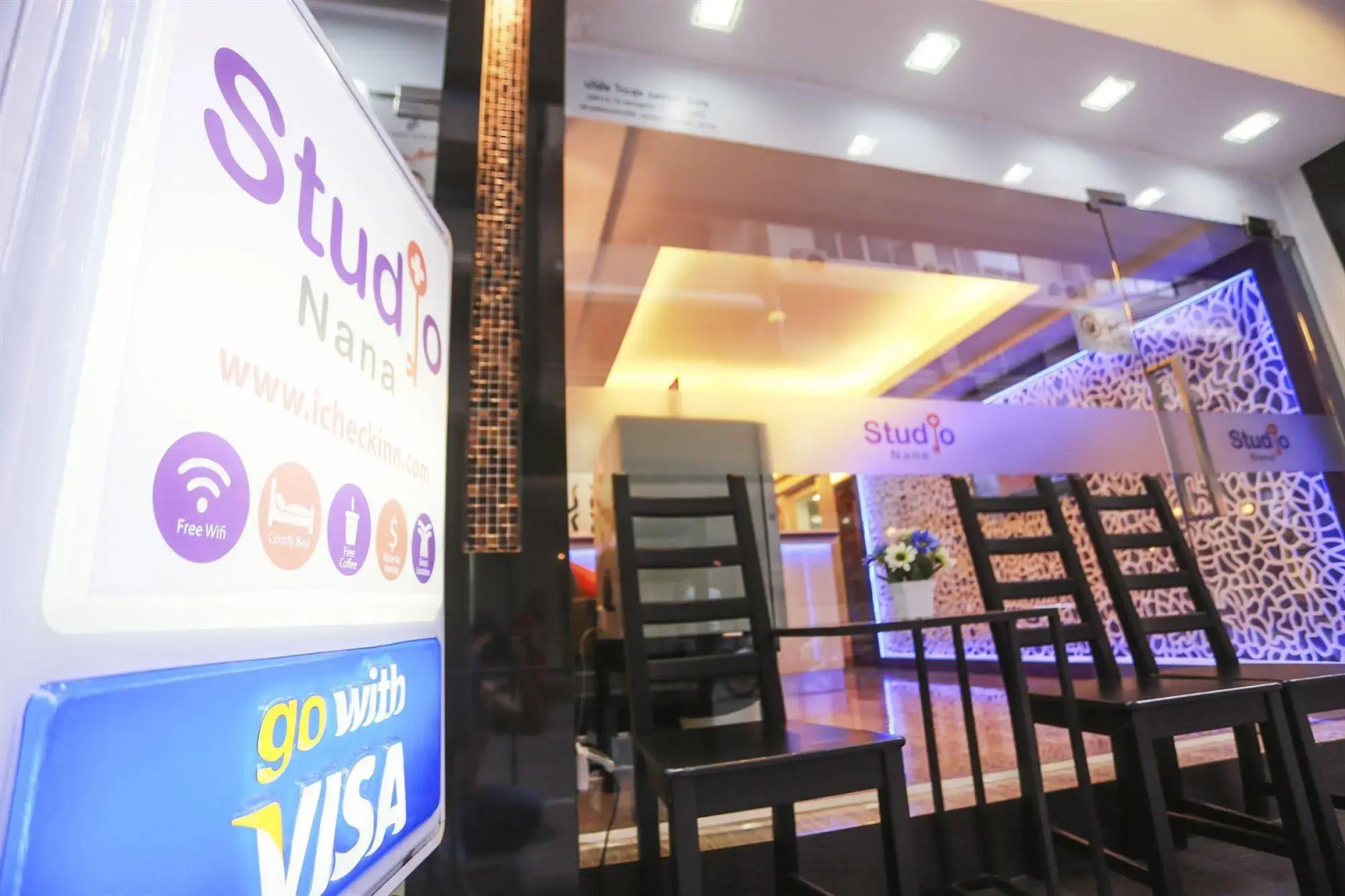 Photo - iCheck inn Nana by Aspira