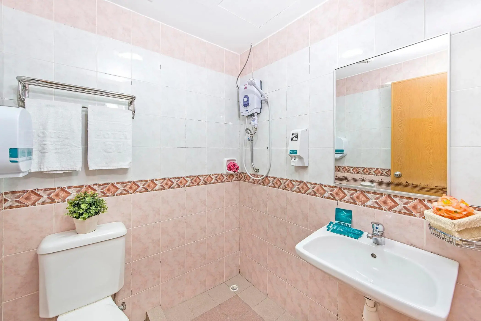 Foto - Hotel 81 Lucky