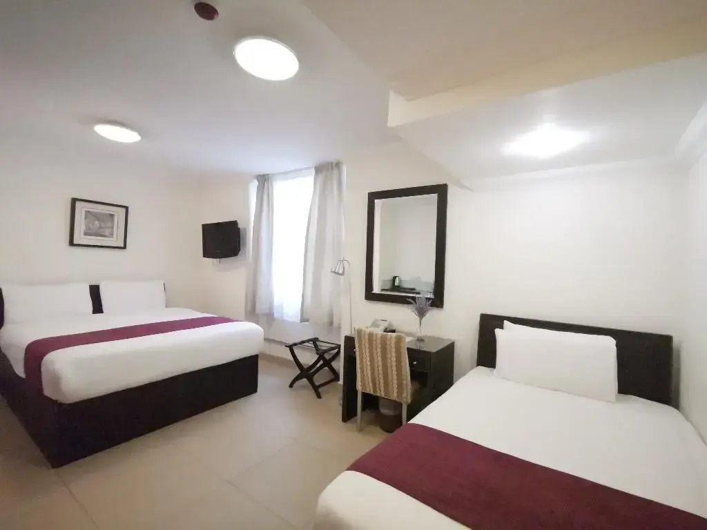 Photo - The Royale Chulan Hyde Park Hotel