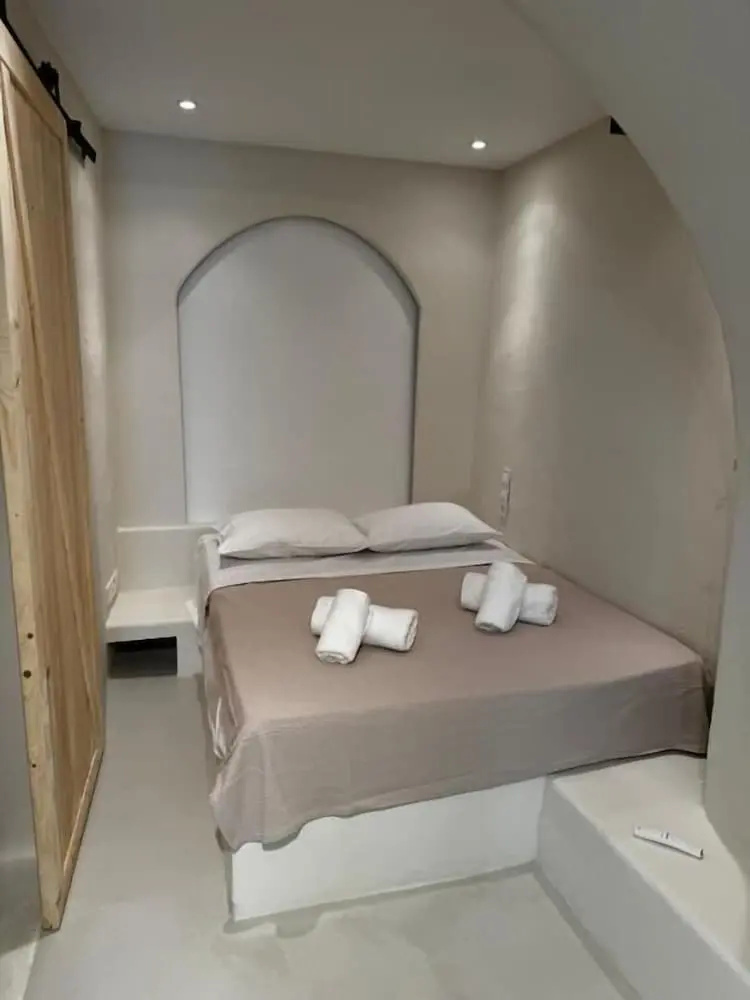 White Sand Cave Suite