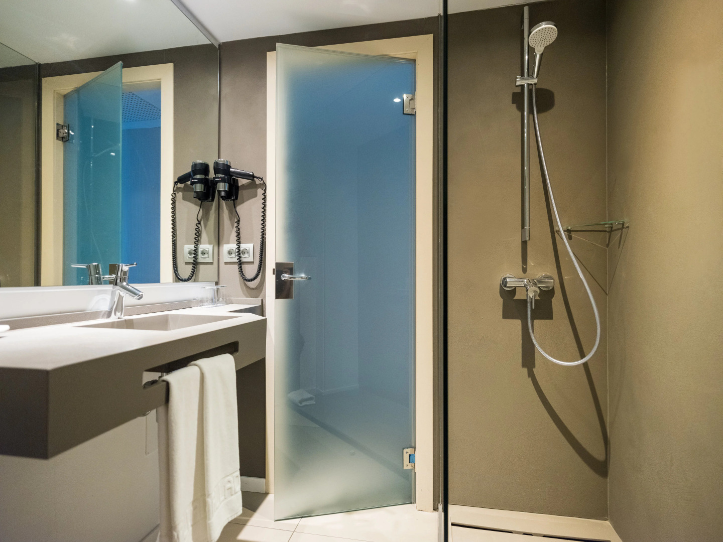 Photo - Hotel Palladium