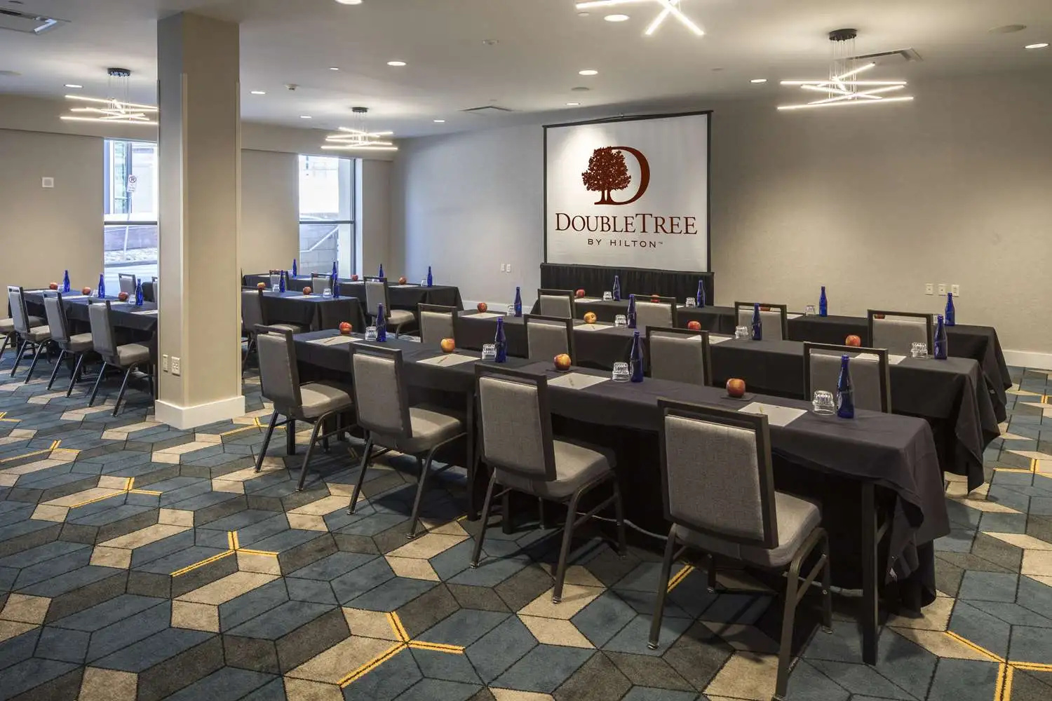 Foto - DoubleTree by Hilton Hotel & Suites Pittsburgh Downtown