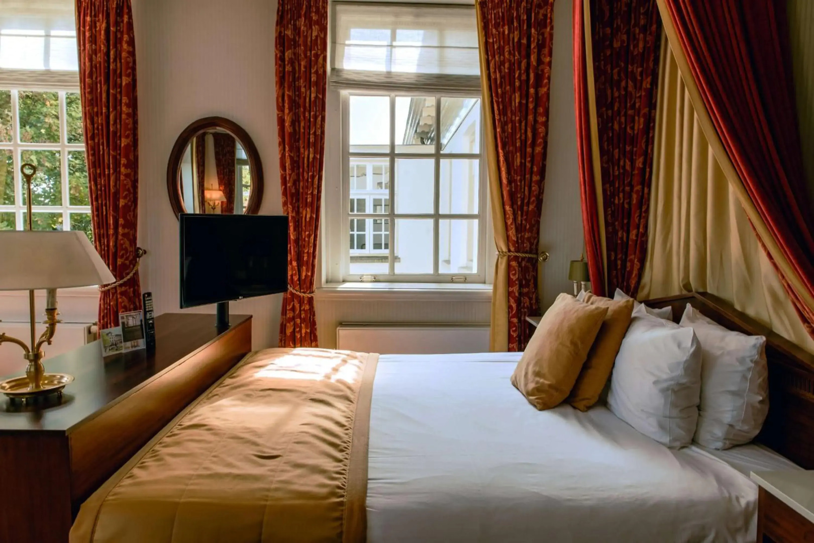 Photo - Grand Hotel Karel V